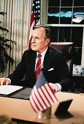 George Bush, déclaration de bombardement contre l'Iraq George Bush, déclaration de bombardement contre l'Iraq