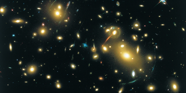 Amas de galaxies Abell 2218