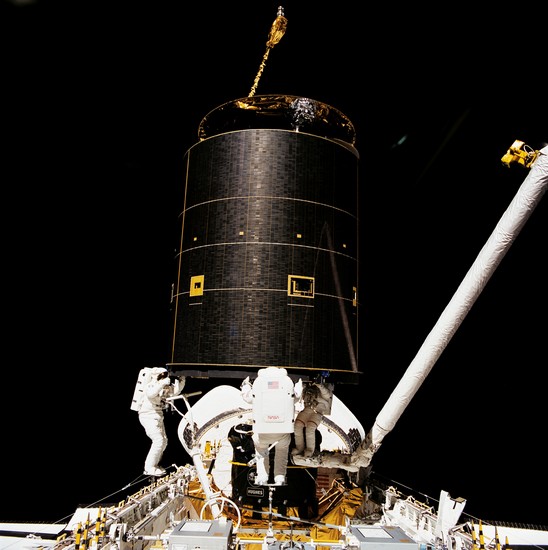 La navette spatiale Endeavour, 1992 La navette spatiale Endeavour, 1992