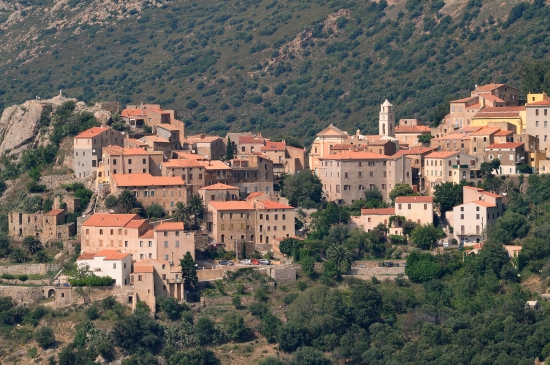 Haute-Corse, le village de Belgodère